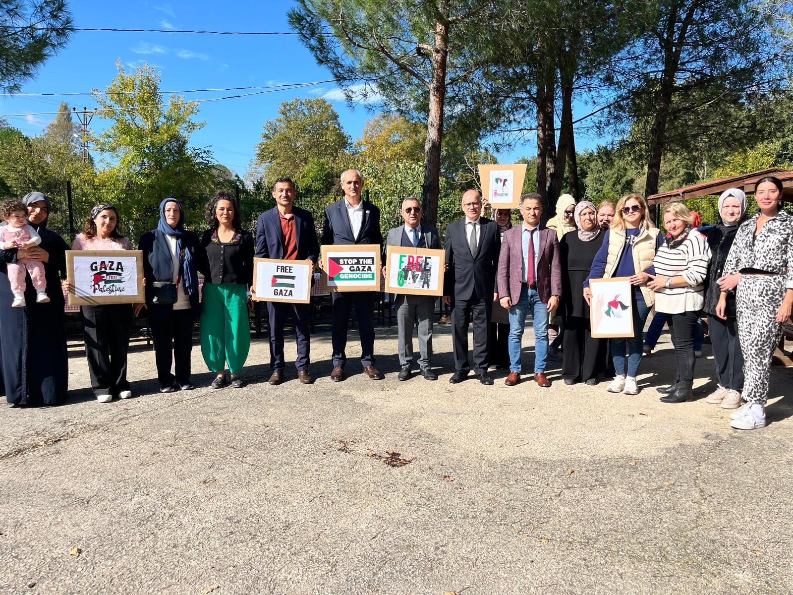 YALOVA’DAN GAZZE’YE UZANAN İYİLİK KÖPRÜSÜ