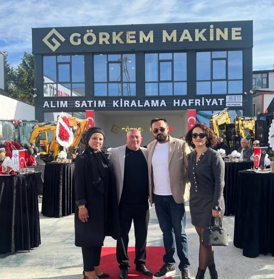 YALOVA’DA GÖRKEMLİ AÇILIŞ.. MURAT VE YASEMİN ÖNER’DEN “GÖRKEM MAKİNE” HAMLESİ 2 YALOVA’DA GÖRKEMLİ AÇILIŞ.. MURAT VE YASEMİN ÖNER’DEN “GÖRKEM MAKİNE” HAMLESİ