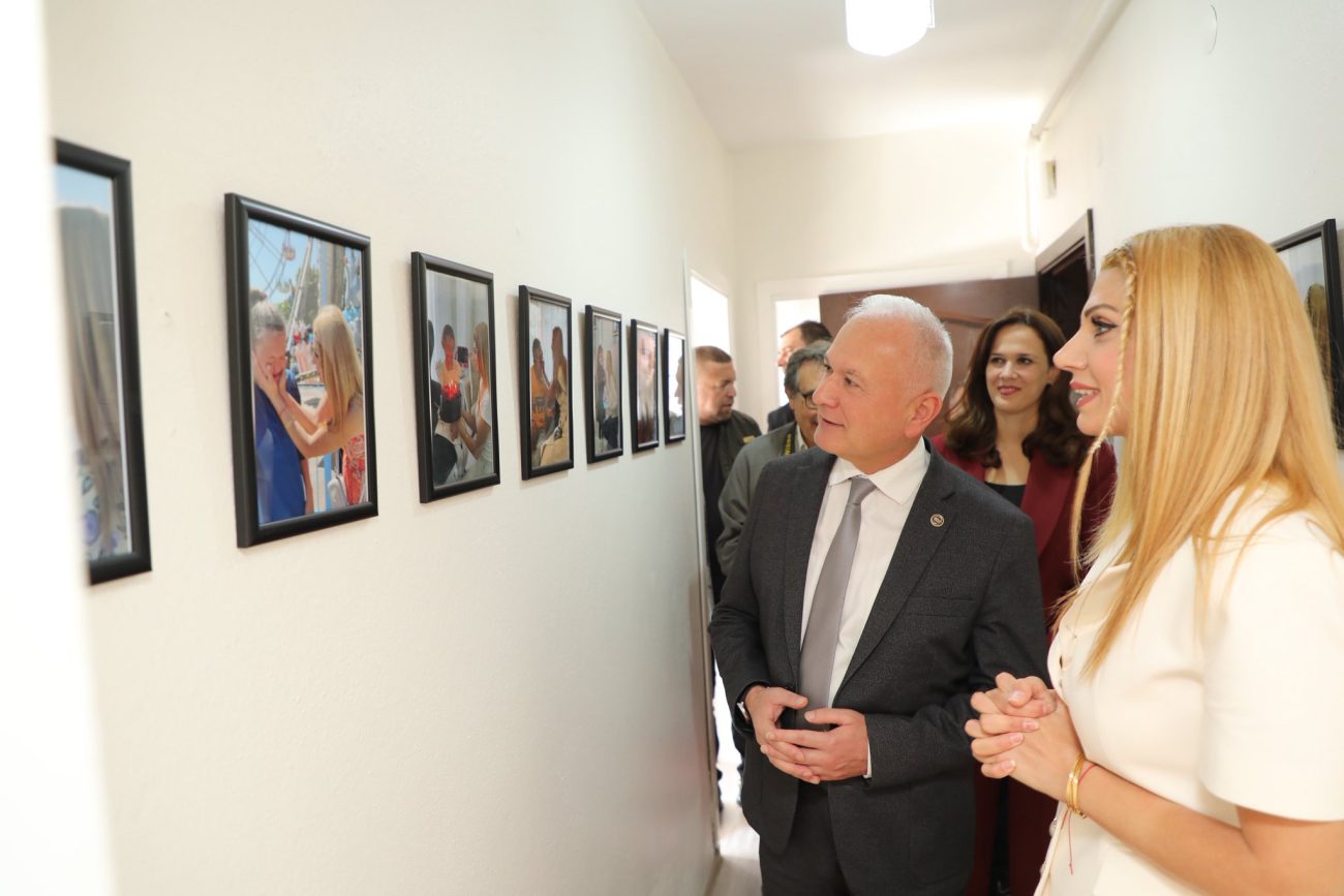 KARAMÜRSEL’DE UMUDUN ADRESİ: “SEVGİ VARSA ENGEL YOK” DERNEĞİ AÇILDI