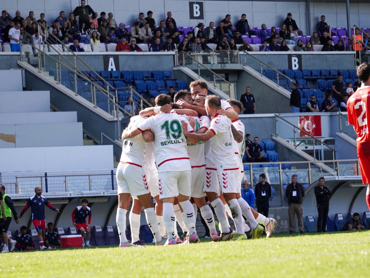 YALOVA FK'DAN KRİTİK DEPLASMANDA 3 PUAN!
