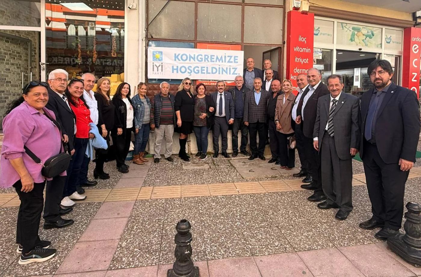 İYİ PARTİ ARMUTLU KONGRESİ YAPILDI