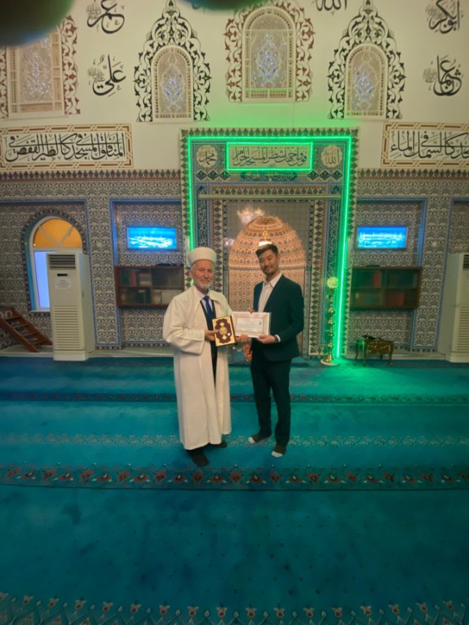 MÜSLÜMAN OLDU, MUSTAFA ADINI ALDI