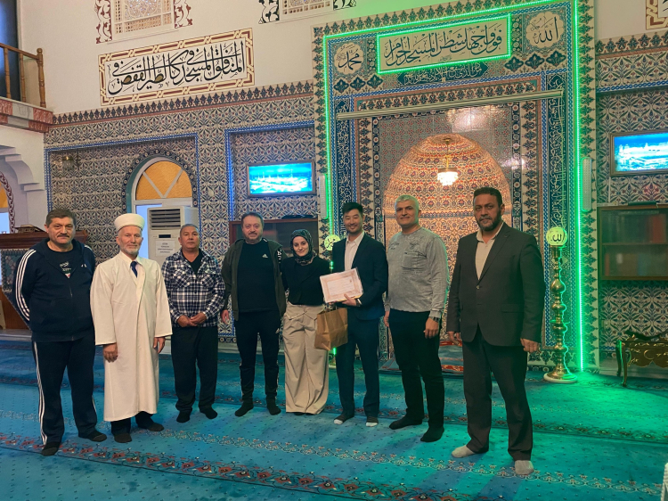 MÜSLÜMAN OLDU, MUSTAFA ADINI ALDI