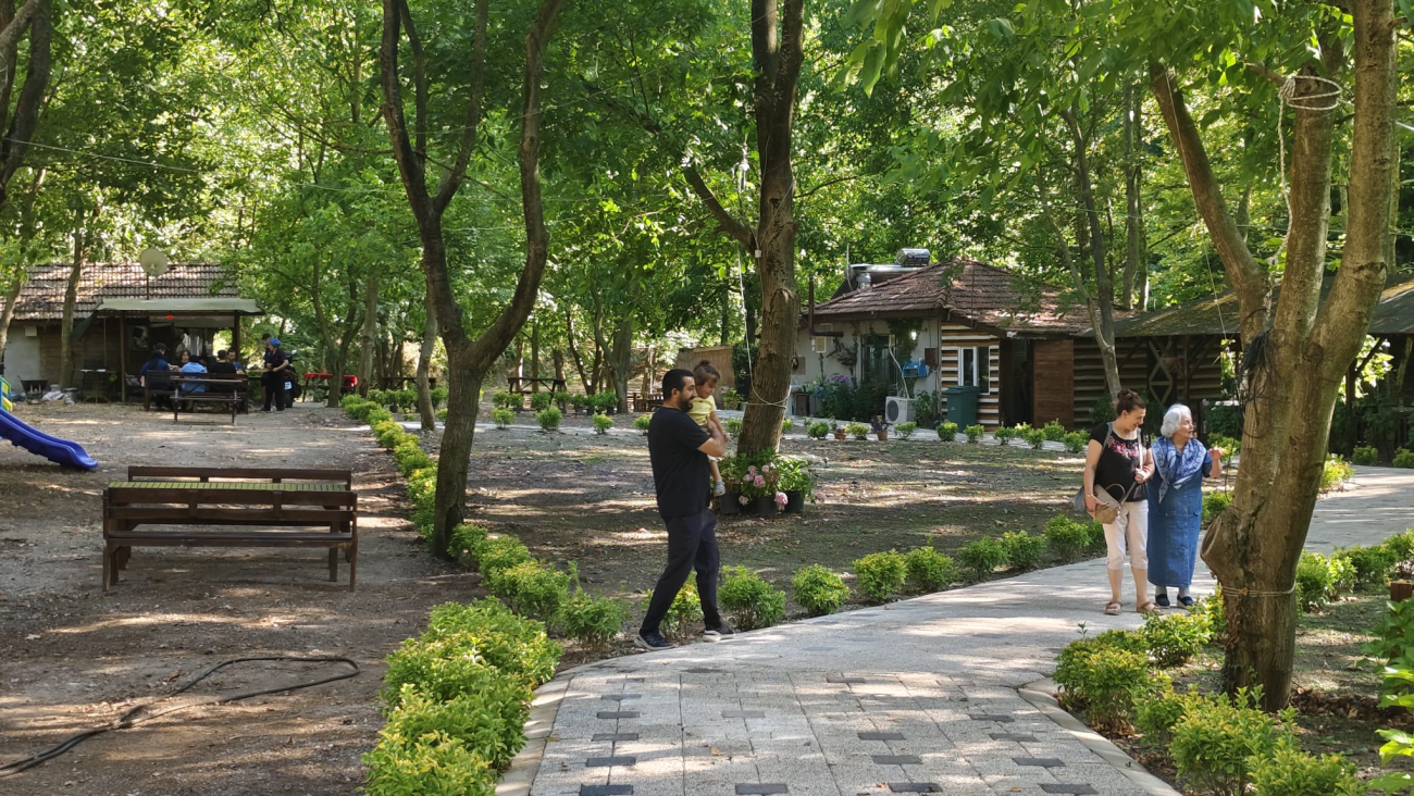 HEM KAHVALTININ HEM DE ALABALIK'IN ADRESİ 'CEVİZALTI RESTAURANT'