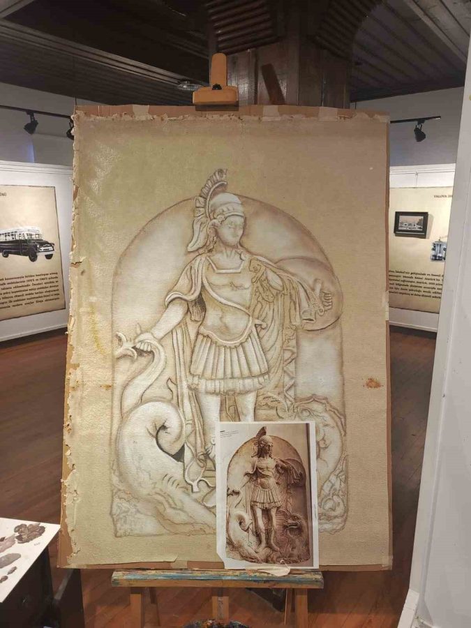 “YALOVA’NIN İZİNDE” SERGİSİ SANATSEVERLERLE BULUŞTU 3 “YALOVA’NIN İZİNDE” SERGİSİ SANATSEVERLERLE BULUŞTU