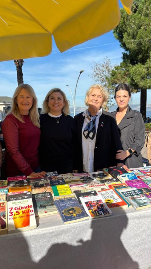 CHP KARAMÜRSEL'DEN “BİR KİTAP, BİR UMUT” KAMPANYASI: LÖSEMİLİ ÇOCUKLARA TAM DESTEK!