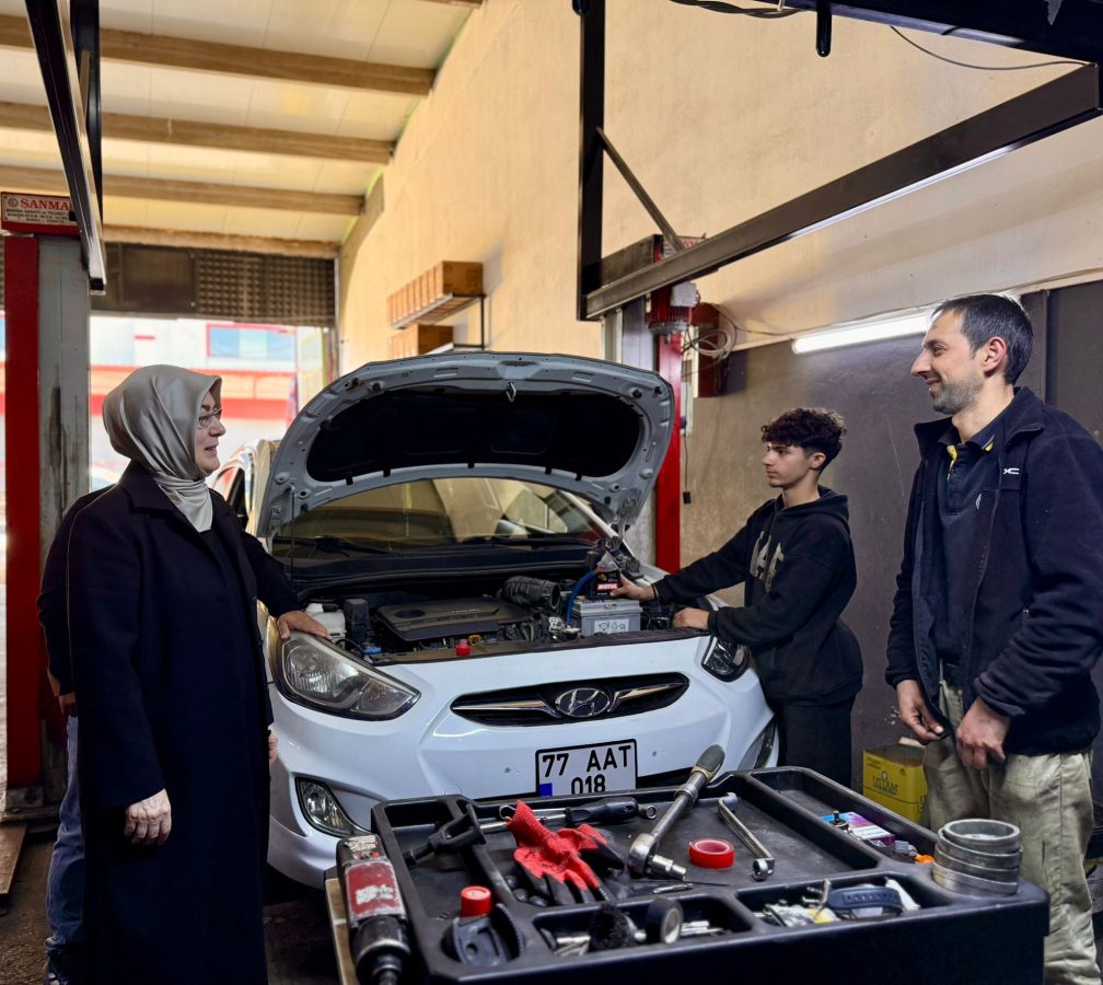 VEKİL AKYOL:“ÜRETENİN, İSTİHDAM SAĞLAYANIN VE ALIN DERTİYLE DEĞER KATANIN YANINDAYIZ”