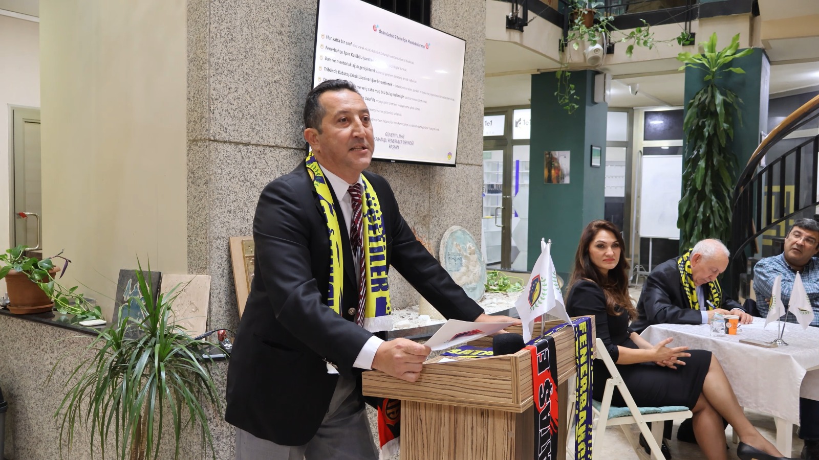 KABATAŞLI FENERBAHÇELİLER DERNEĞİ’NDE BAŞKAN GÜVEN YILMAZ OLDU