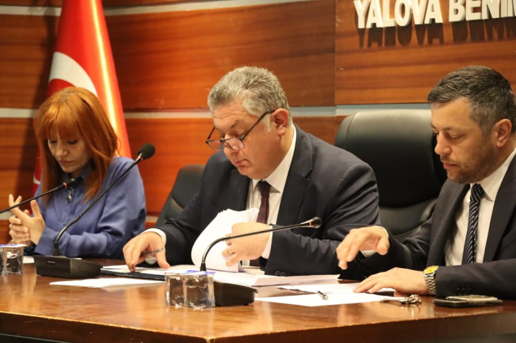 BAKANLIKTAN YALOVA BELEDİYESİ’NE 5 MİLYON TL HİBE