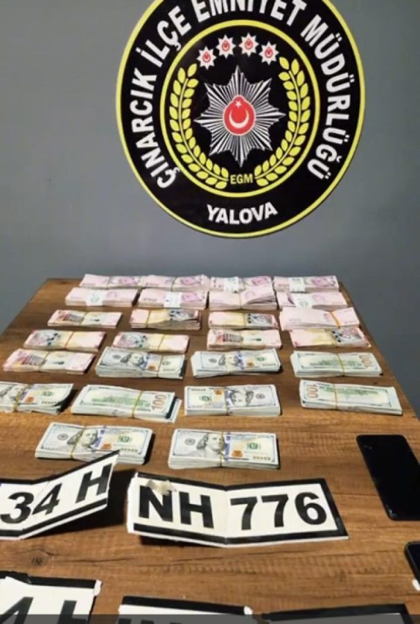 YALOVA’DA 100 BİN DOLARLIK EMLAK VURGUNU! 2 YALOVA’DA 100 BİN DOLARLIK EMLAK VURGUNU!