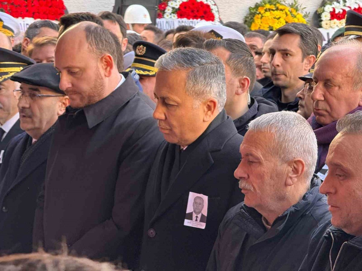 DAEŞ OPERASYONUNDA ŞEHİT OLAN POLİS İLKER PEHLİVAN YALOVA'DA SON YOLCULUĞUNA UĞURLANDI