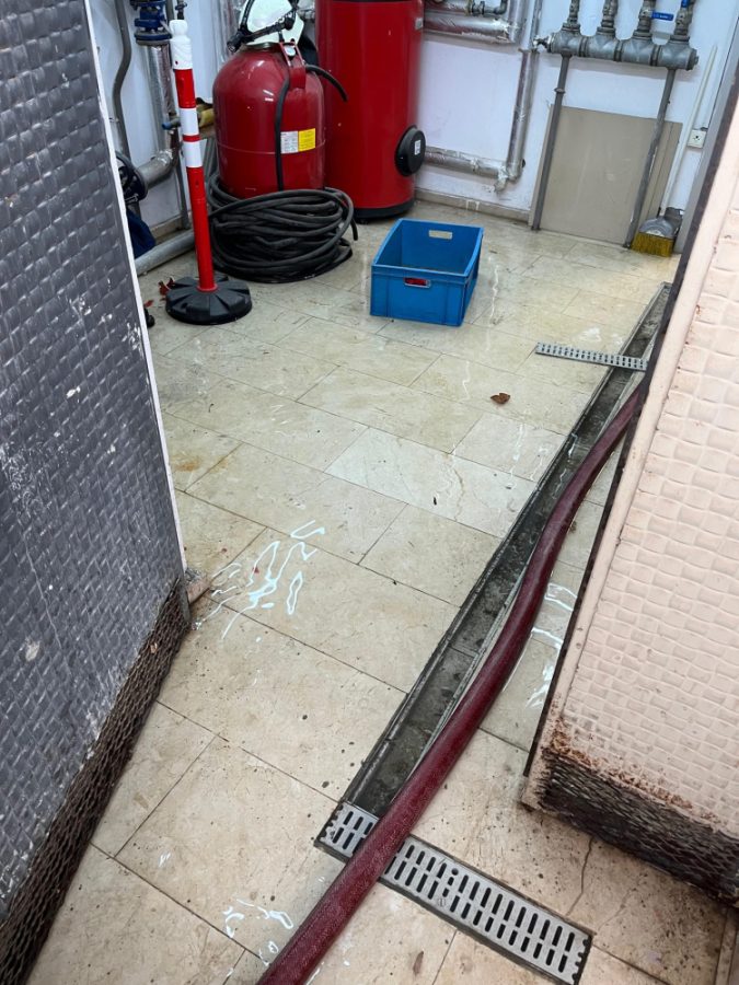 YALOVA’DA AİLE SAĞLIĞI MERKEZİ SU İÇİNDE KALDI!