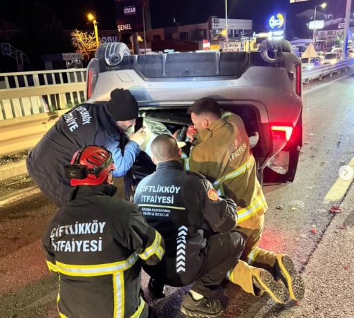 TAKLA ATAN ARAÇTAN YARALI KURTARILDI 3 TAKLA ATAN ARAÇTAN YARALI KURTARILDI