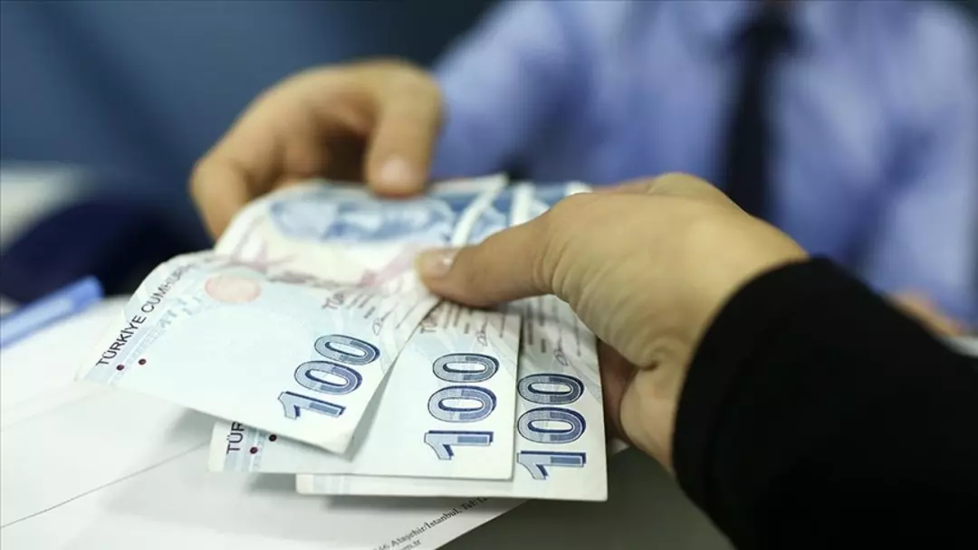 200 BİN TL VE ÜZERİ PARA TRANSERLERİNDE AÇIKLAMA ZORUNLULUĞU ERTELENDİ
