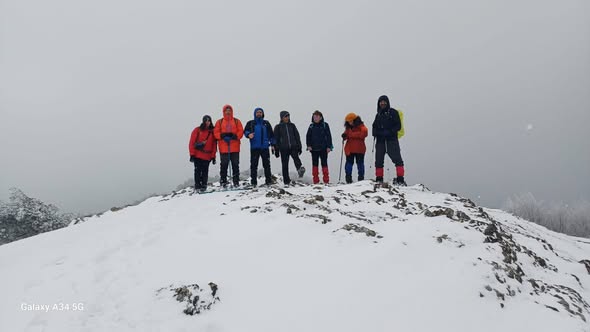 SUGÖREN KÖYÜ BEYAZ ÖRTÜYLE KAPLANDI