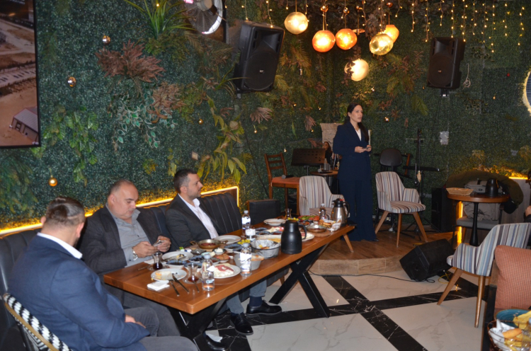 İŞ KADINI FATMA BAHAR OBDAN:“YEREL ÜRETİYORUZ, KÜRESEL DÜŞÜNÜYORUZ” 4 İŞ KADINI FATMA BAHAR OBDAN:“YEREL ÜRETİYORUZ, KÜRESEL DÜŞÜNÜYORUZ”