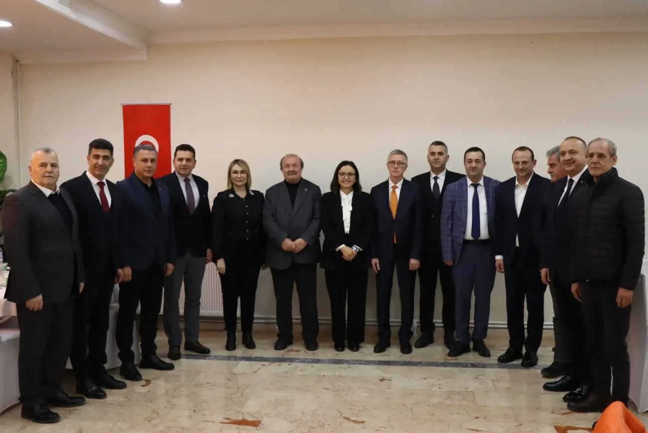 YALOVA VALİSİ DR. KAYA:“GÖNLÜM MUTLU, RAZI VE HUZURLU”