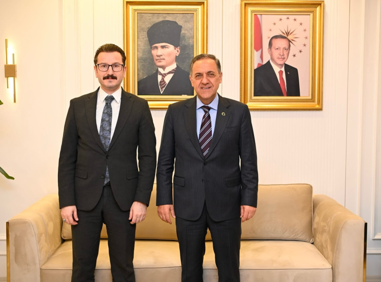 YALOVA VALİSİ DR. AHMET HAMDİ USTA, HAYIRLI OLSUN ZİYARETLERİNİ KABUL ETTİ