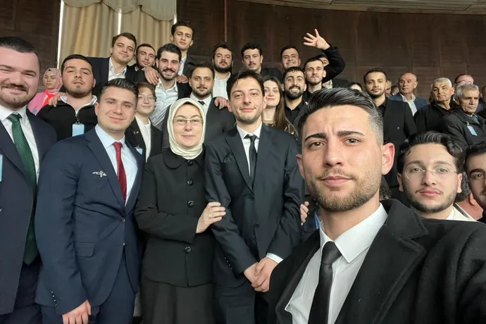 AK PARTİ YALOVA GENÇLİK KOLLARI TBMM’DE.. “YALOVA” RÜZGARI ANKARA’DA ESTİ!