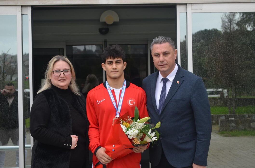 KAYTAZDERE’NİN GURURU EMİN KAPAL, TÜRKİYE ŞAMPİYONU OLDU