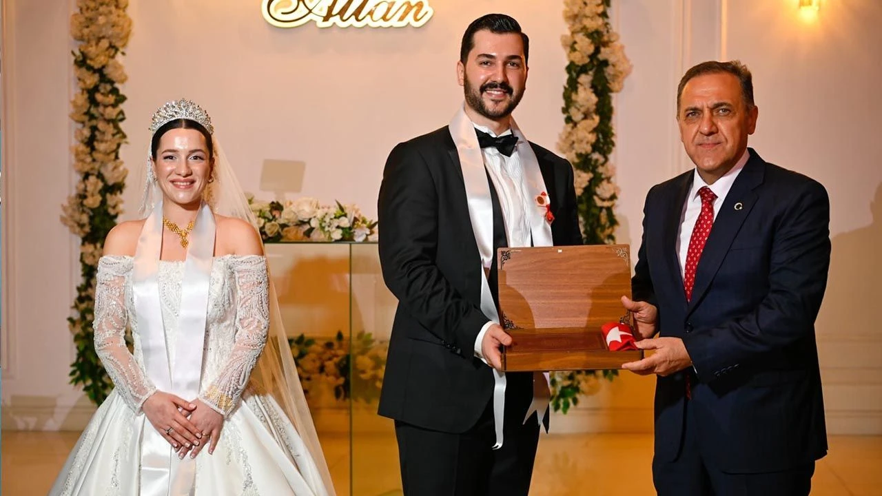 DEAŞ OPERASYONUNDA YARALANAN POLİS EREN ÇELİK DÜNYAEVİNE GİRDİ