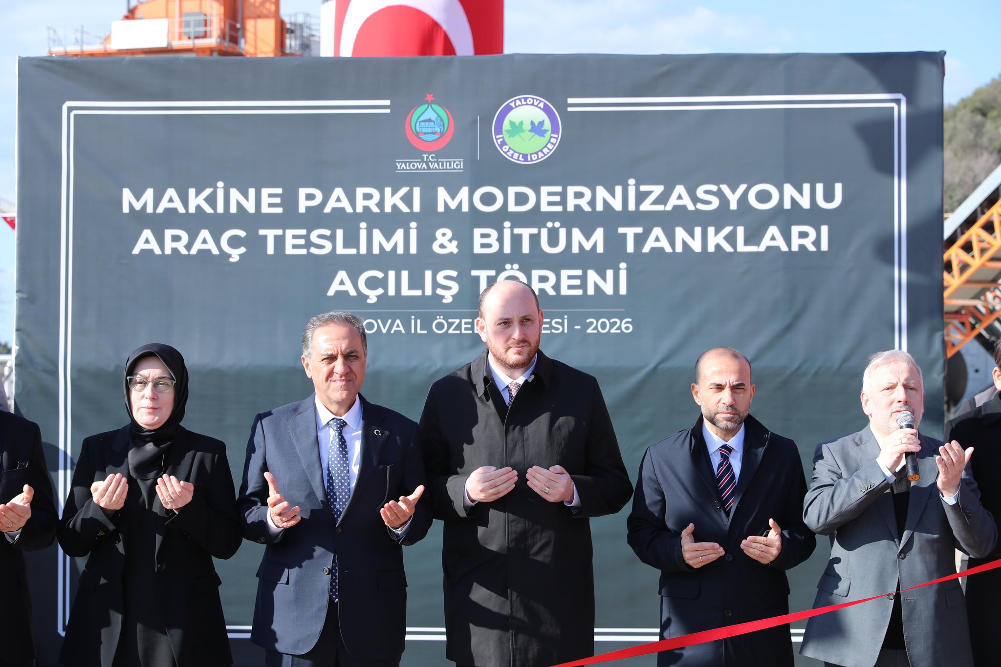 YALOVA İL ÖZEL İDARESİ’NE 37 YENİ ARAÇ