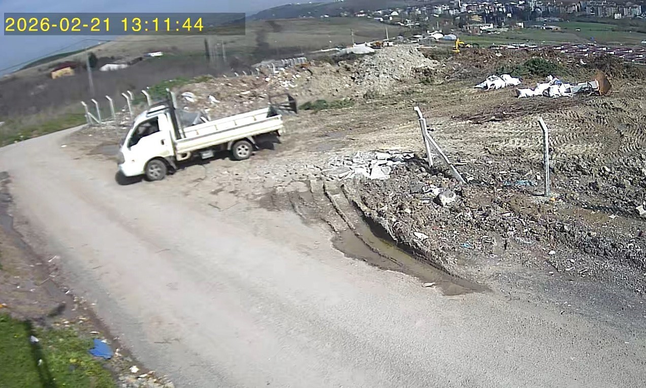 YALOVA’DA KAÇAK MOLOZ DÖKÜMÜNE FOTOKAPANLI TAKİP: ÇEVREYİ KİRLETENLERE 20 BİN TL CEZA