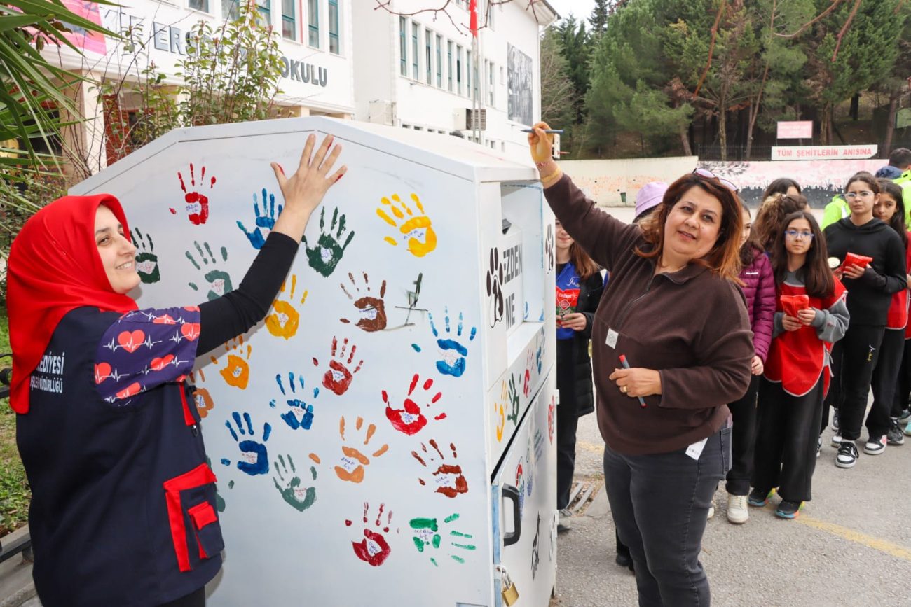 ÖĞRENCİLERDEN TAKDİR TOPLAYAN PROJE: “GÖRMEZDEN GELME”