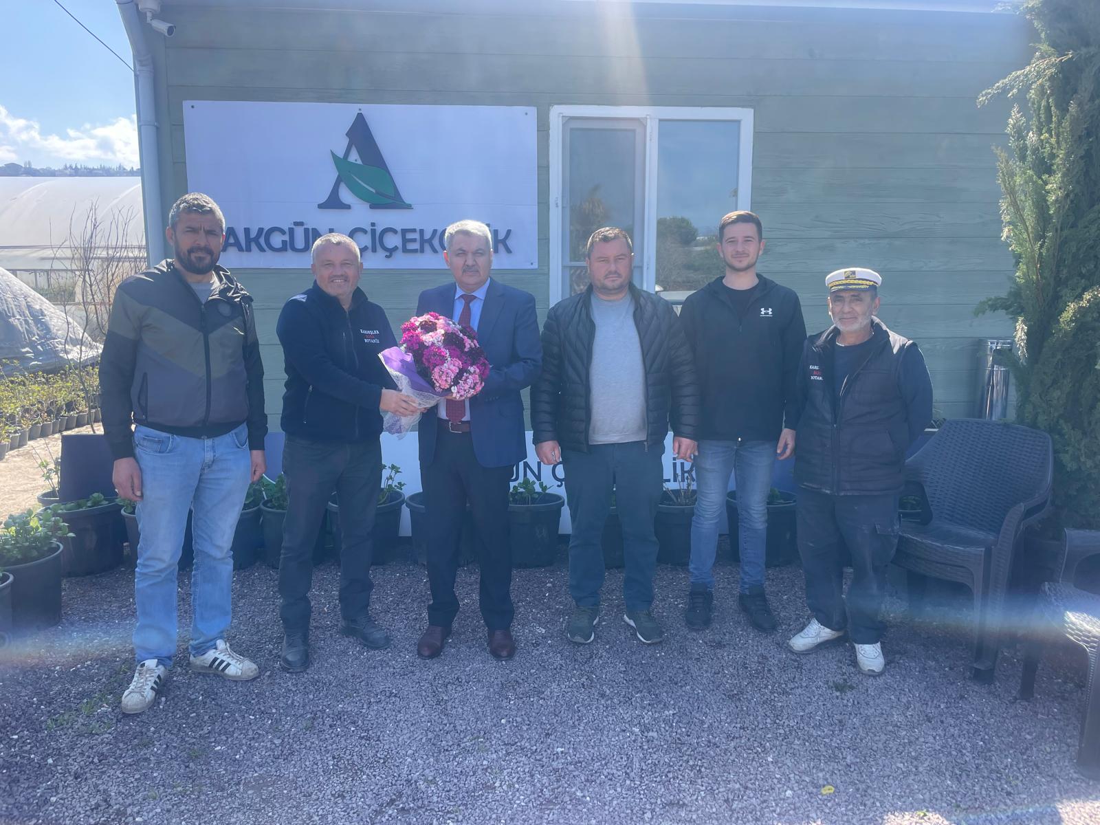 İL EMNİYET MÜDÜRÜ DELEN’DEN, AKGÜN ÇİÇEKÇİLİĞE ZİYARET