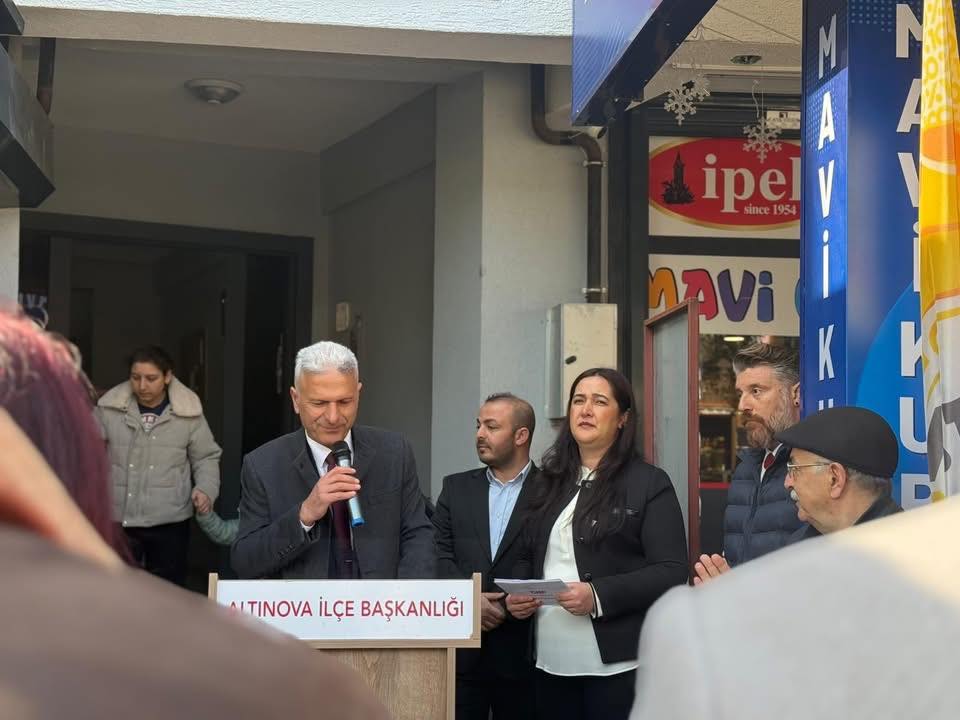 CHP ALTINOVA YENİ İLÇE BİNASI AÇILIŞINI GERÇEKLEŞTİRDİ 2 CHP ALTINOVA YENİ İLÇE BİNASI AÇILIŞI GERÇEKLEŞTİRDİ