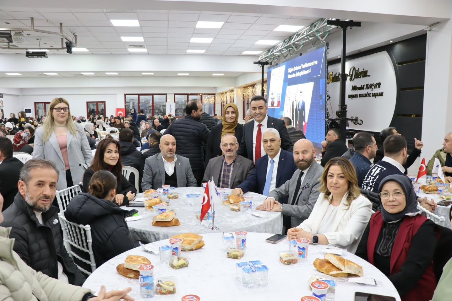 TAVŞANLI’DA İFTAR SOFRASINDA BÜYÜK BULUŞMA