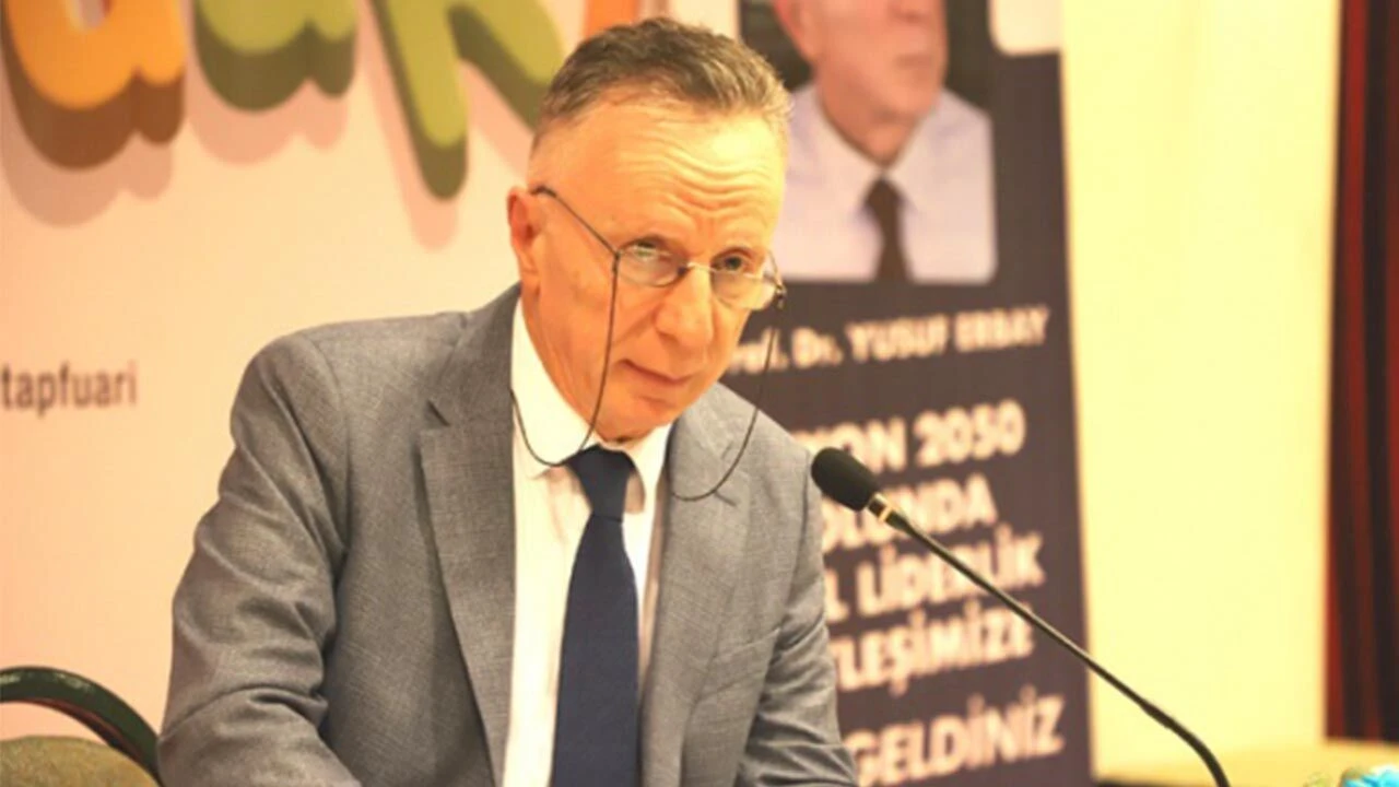 YALOVA ESKİ VALİSİ PROF. DR. YUSUF ERBAY’DAN YENİ KİTAP: “Z KUŞAĞI İÇİN NOTLAR – YEŞİL LİDERLİK” RAFLARDA