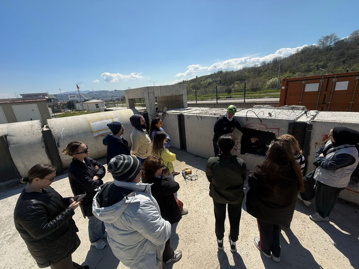 YALOVA’DA ÖĞRETMENLERE AFET VE ENKAZ EĞİTİMİ: ARDIÇ OKULLARI’NDAN ÖRNEK ÇALIŞMA