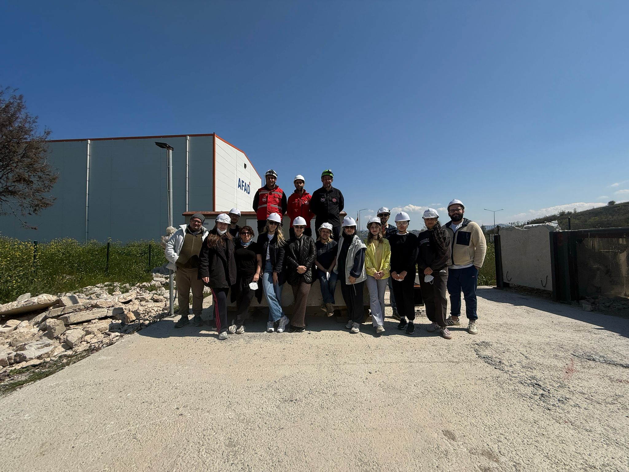 YALOVA’DA ÖĞRETMENLERE AFET VE ENKAZ EĞİTİMİ: ARDIÇ OKULLARI’NDAN ÖRNEK ÇALIŞMA
