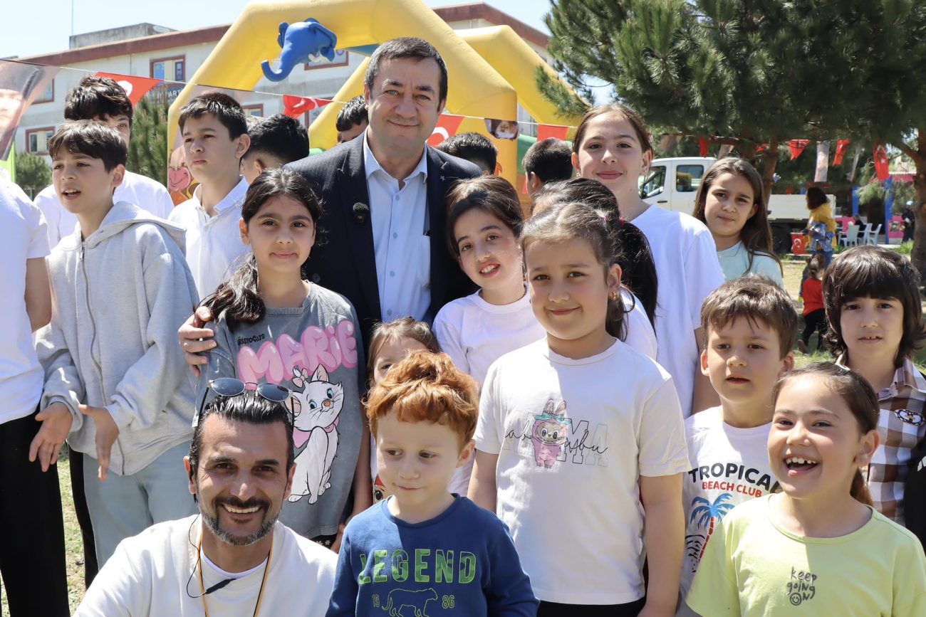 SUBAŞI’NDA MİNİKLER ÇOCUK ŞENLİĞİNDE BAYRAMI DOYASIYA YAŞADI