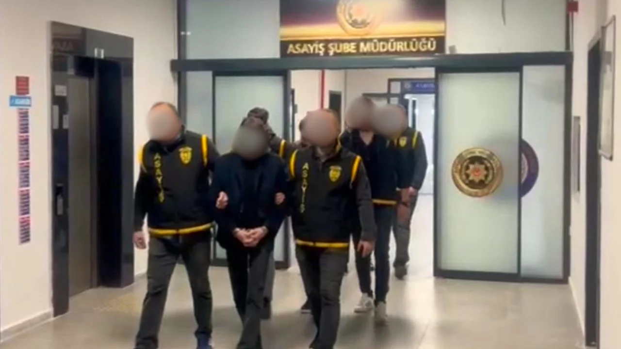 YALOVA’DA SAHTE ALTIN DOLANDIRICILIĞI: 3 KUYUMCU HEDEF ALAN ŞÜPHELİLER TUTUKLANDI