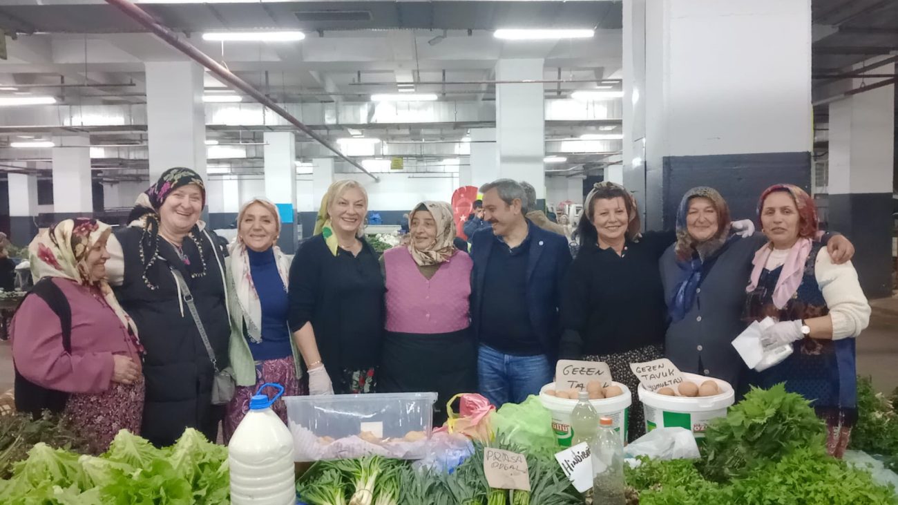 İYİ PARTİ’DEN PAZARDA “PİŞİ ŞENLİĞİ”