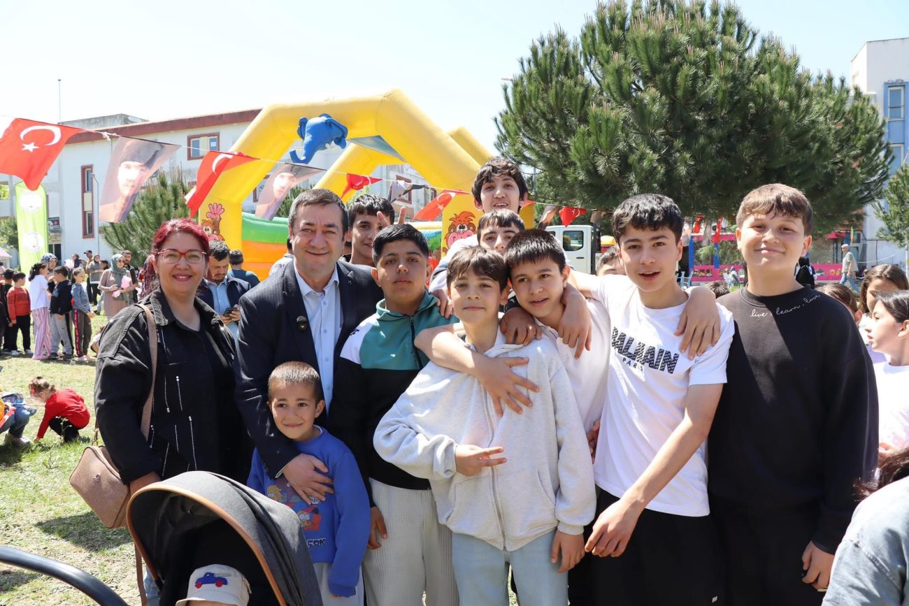 SUBAŞI’NDA MİNİKLER ÇOCUK ŞENLİĞİNDE BAYRAMI DOYASIYA YAŞADI