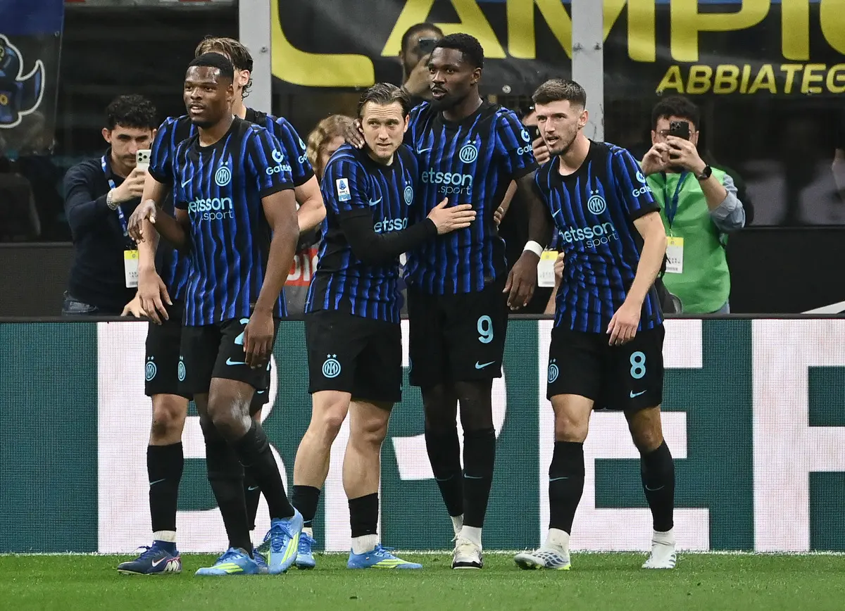 SERİE A'DA PARMA'YI YENEN INTER, ŞAMPİYONLUĞUNU İLAN ETTİ