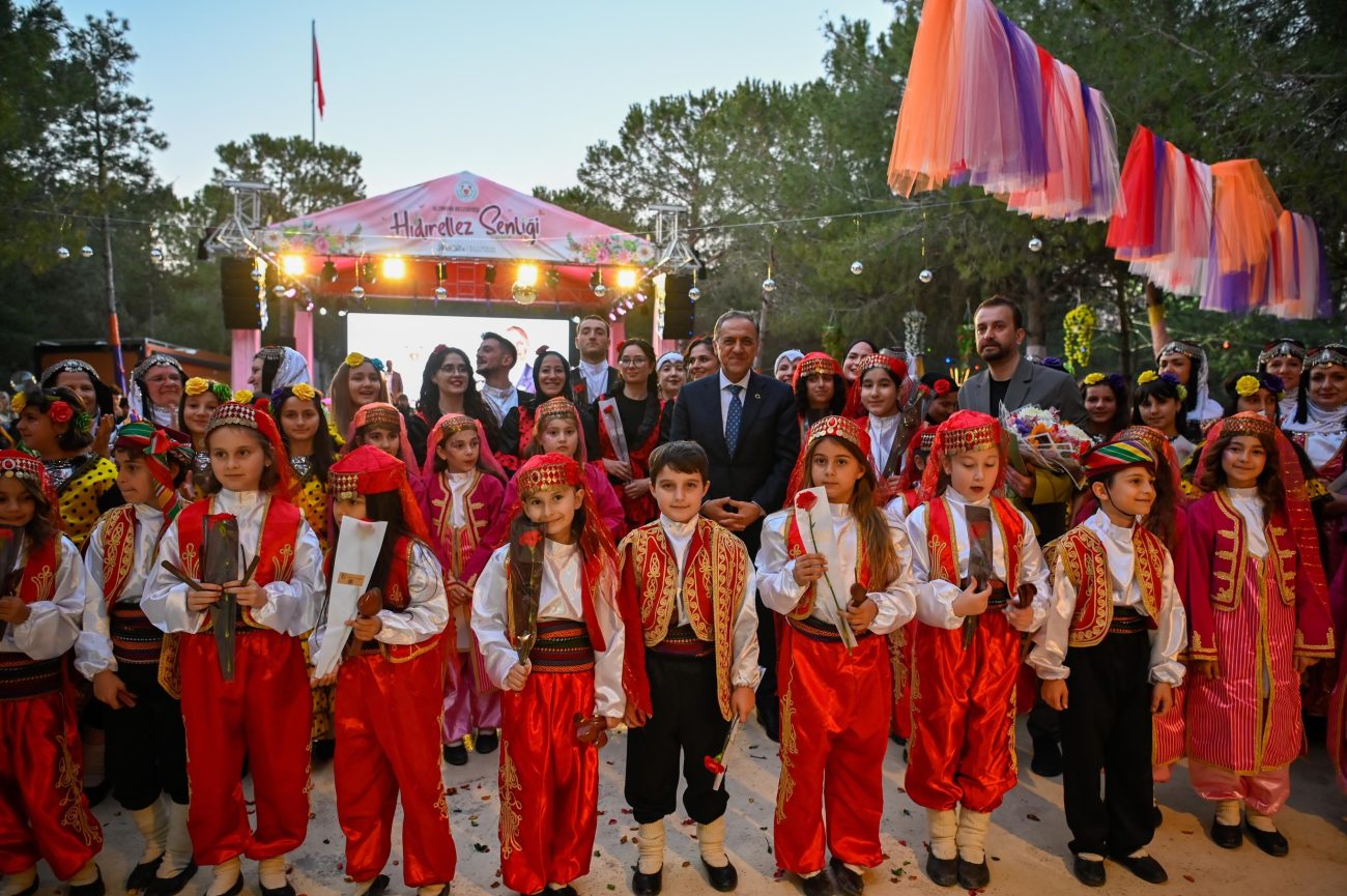 BAYRAKTEPE MESİRE ALANINDA ’HIDRELLEZ’ KUTLANDI