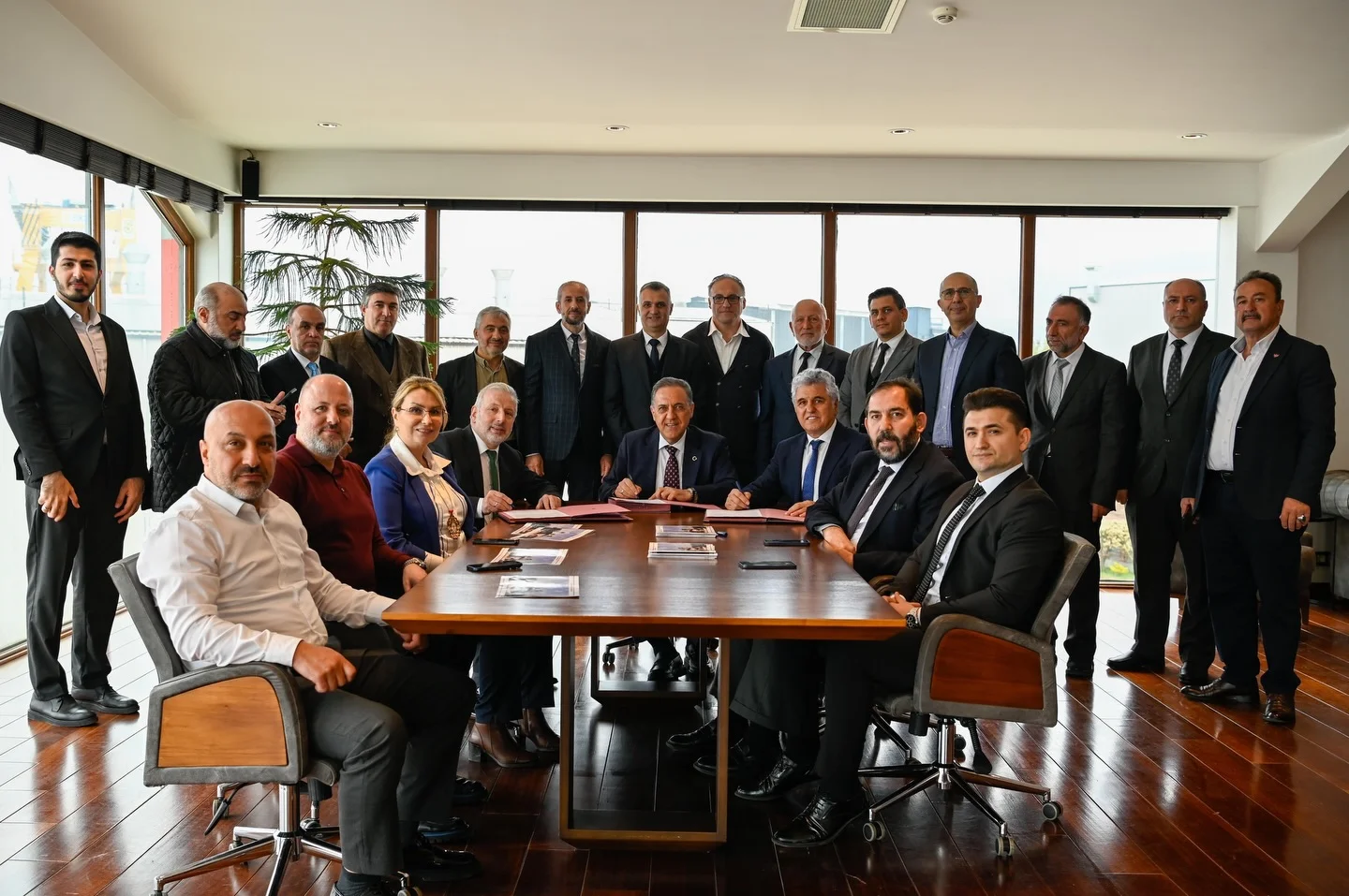 ‘ÖZDEMİR ATASEVEN CAMİİ’ İÇİN PROTOKOL İMZALANDI
