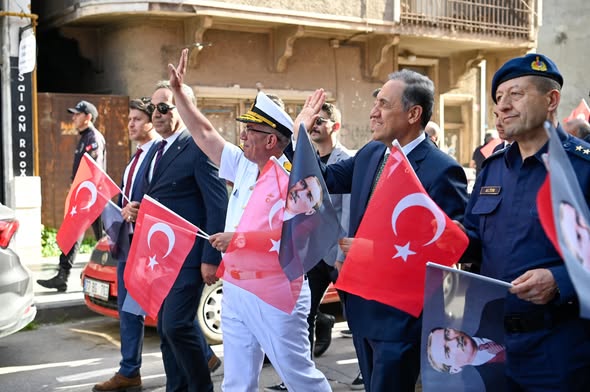 YALOVA’DA 19 MAYIS COŞKUSUNDA BİNLERCE KİŞİ YÜRÜDÜ