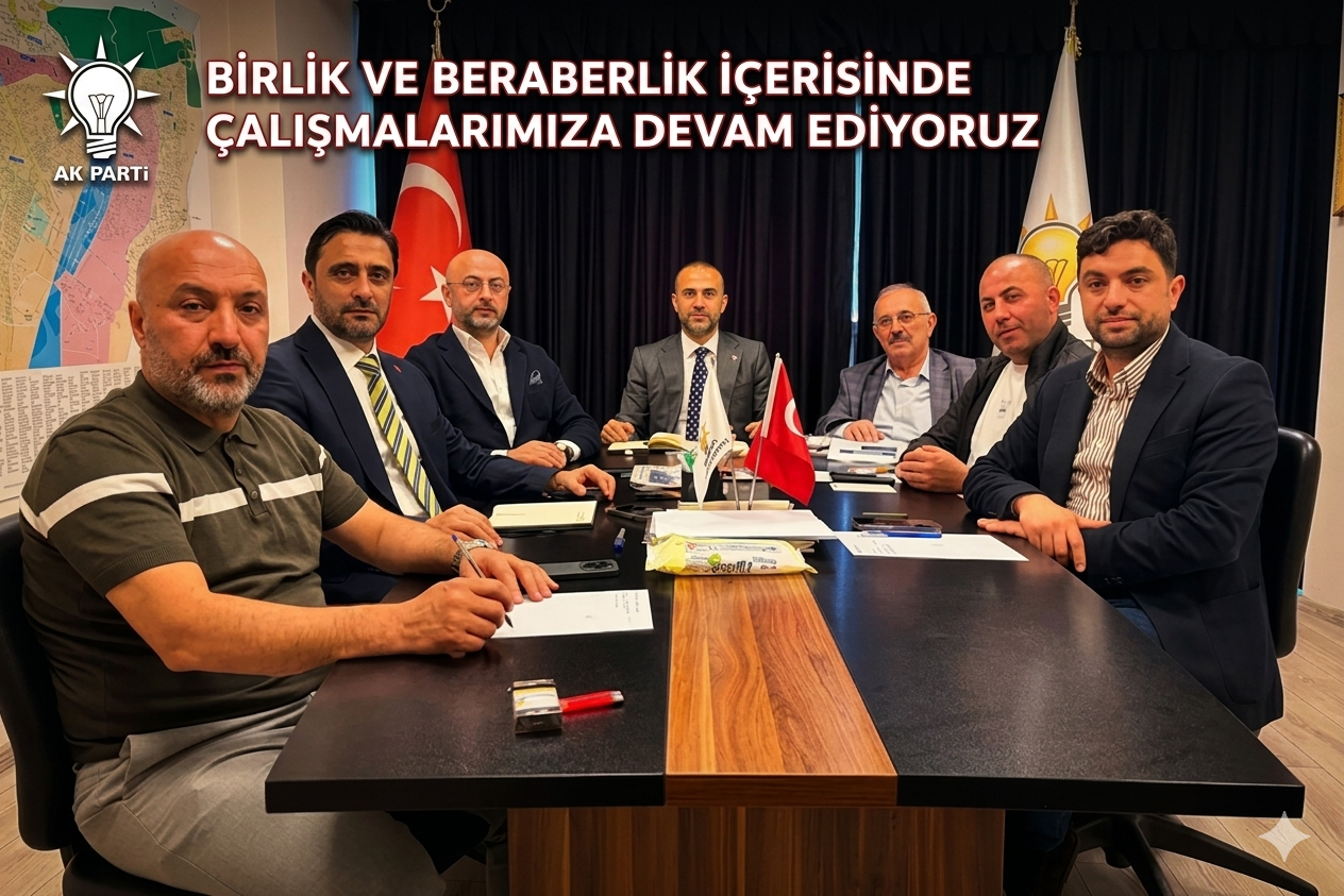 AK PARTİ’DE İLÇE BAŞKANLARIYLA SAHA ÇALIŞMALARI DEĞERLENDİRİLDİ