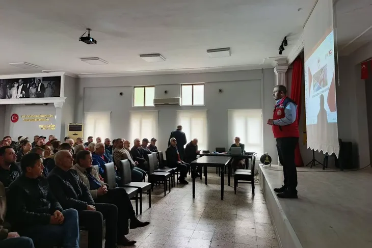 SUBAŞI’NDA TARIMSAL KALKINMA TOPLANTISI DÜZENLENDİ 2 SUBAŞI’NDA TARIMSAL KALKINMA TOPLANTISI DÜZENLENDİ