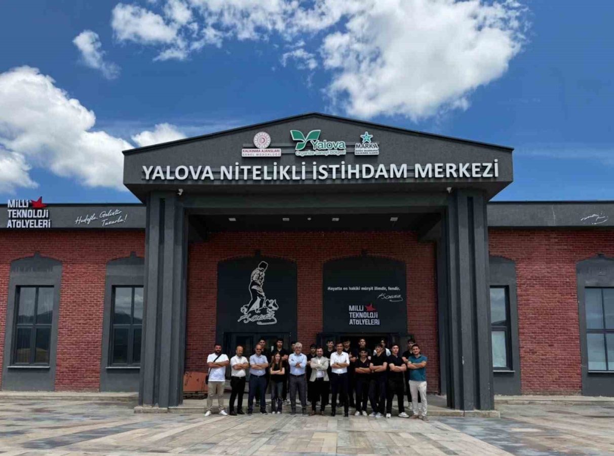 YALOVA OSB'DE EĞİTİM YILININ SON "52 HAFTA 52 OKUL" ZİYARETİ YAPILDI