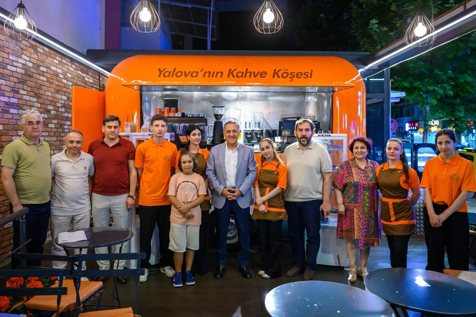İL ÖZEL İDARESİ İŞBİRLİĞİYLE UCUZ KAHVE HİZMETE AÇILDI