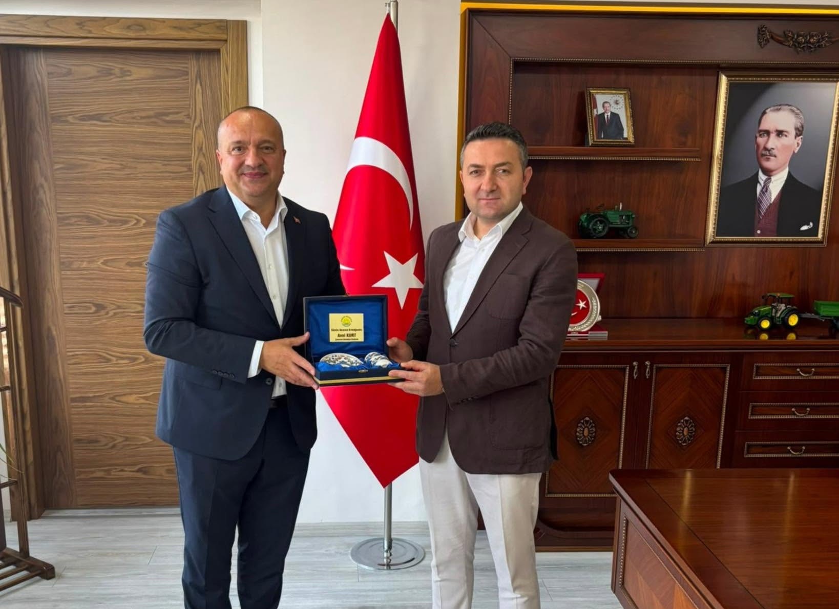 ÇINARCIK BELEDİYE BAŞKANI KURT’TAN BİR DİZİ ZİYARET