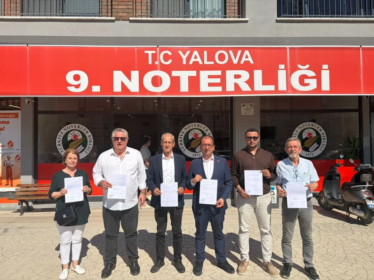 CHP YALOVA DELEGELERİ:“GENEL BAŞKANIMIZ ÖZGÜR ÖZEL’DİR” 2 CHP YALOVA DELEGELERİ:“GENEL BAŞKANIMIZ ÖZGÜR ÖZEL’DİR”