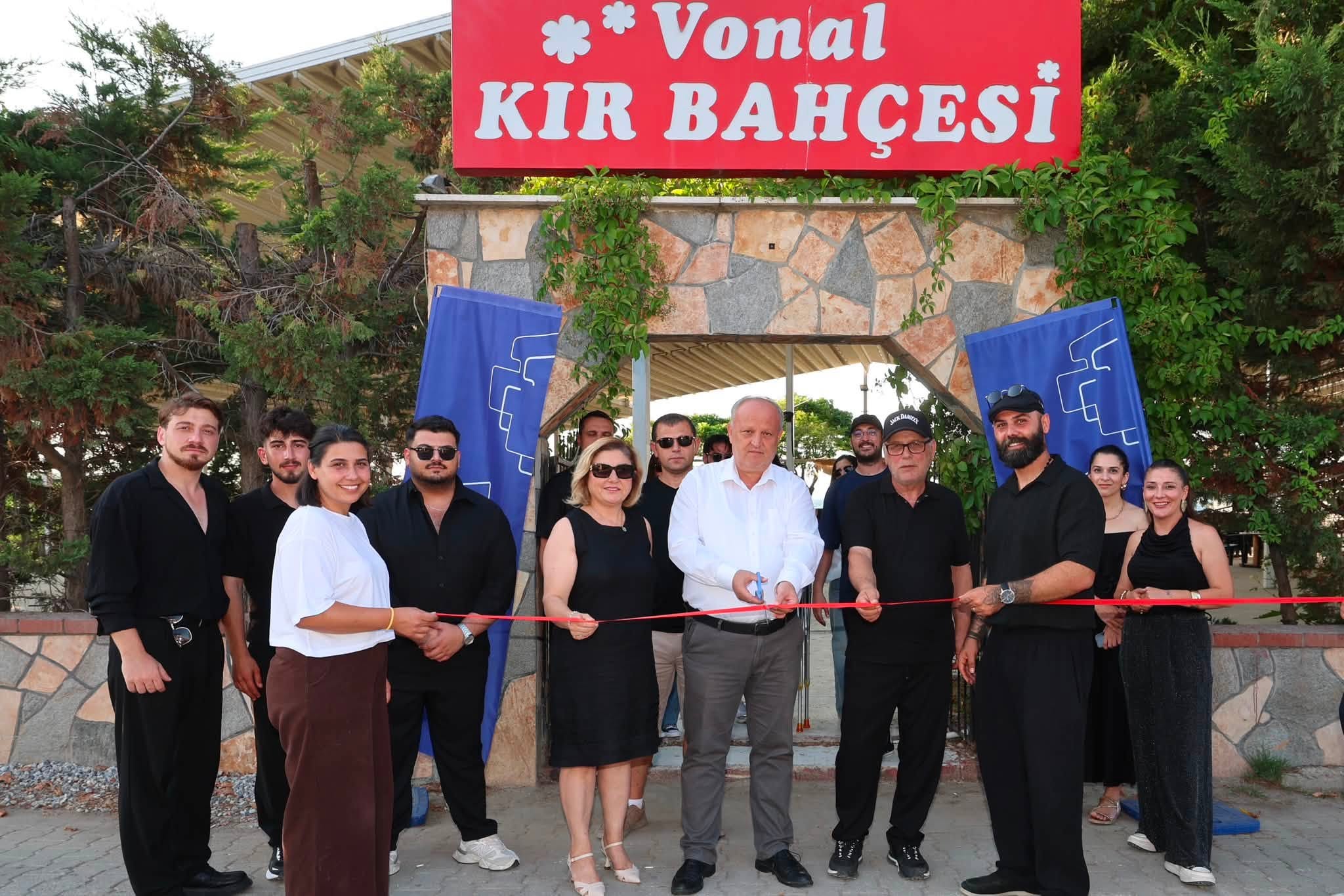 KARAMÜRSEL DEREKÖY’DE YENİ İŞLETME KAPILARINI AÇTI