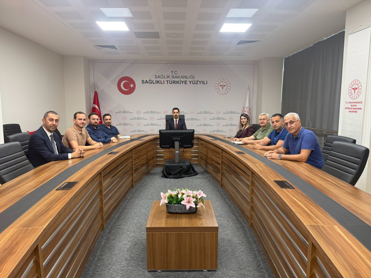 BAŞHEKİM ÖZCAN, YALOVA EĞİTİM VE ARAŞTIRMA HASTANESİNDE GÖREVE BAŞLADI 2 BAŞHEKİM ÖZCAN, YALOVA EĞİTİM VE ARAŞTIRMA HASTANESİNDE GÖREVE BAŞLADI